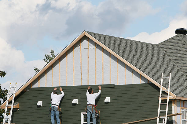 Professional Vinyl Siding technician working in Monument, CO